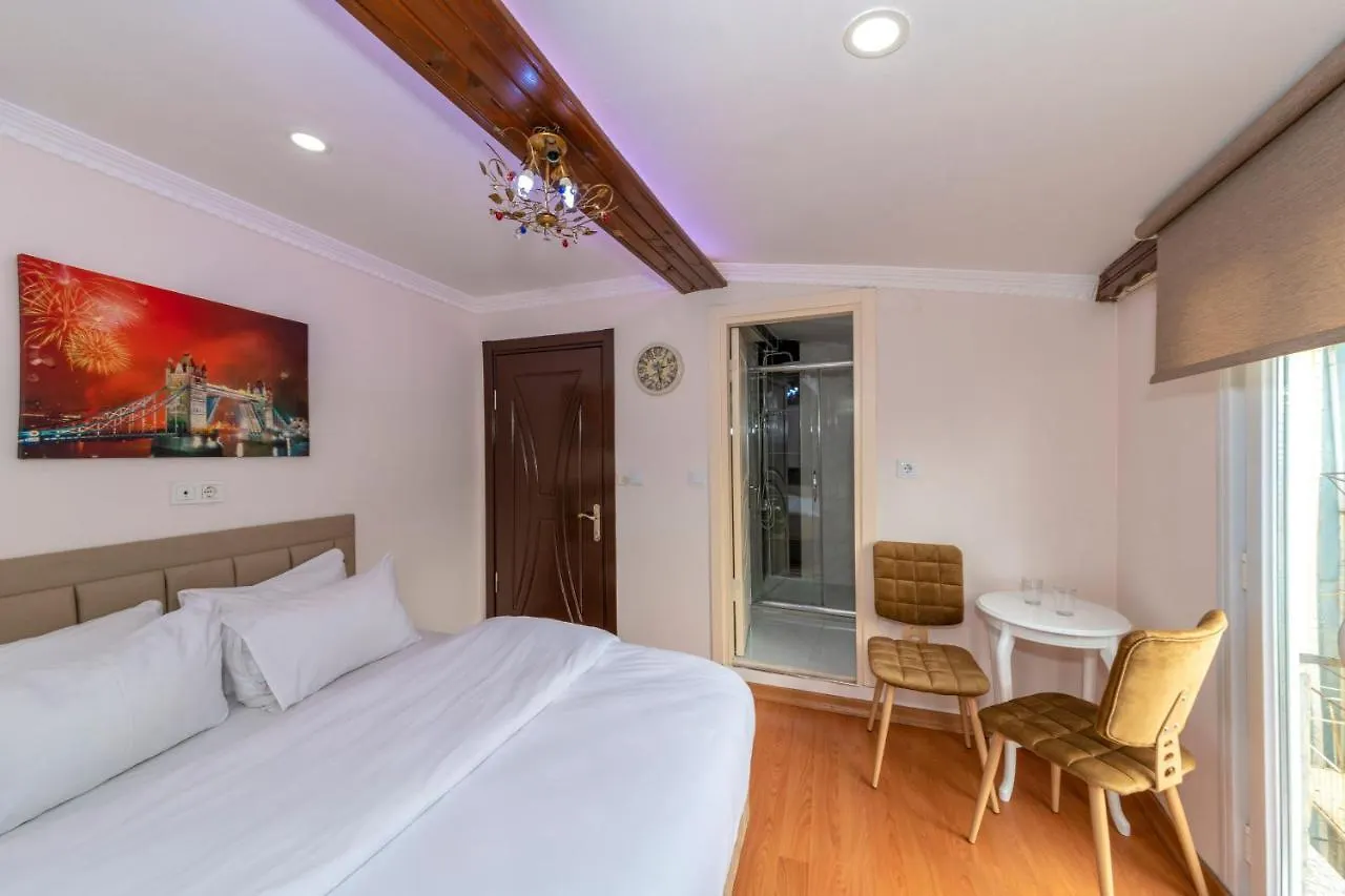 איסטמבול Taksim City Suites דירה